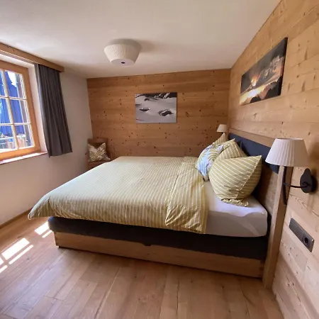 Chalet Tschengla *